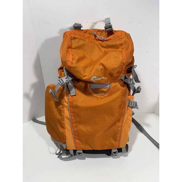 Lowepro Photo Sport 200 AW Hiking Camera Backpack For DSLR - Picture 1 of 11